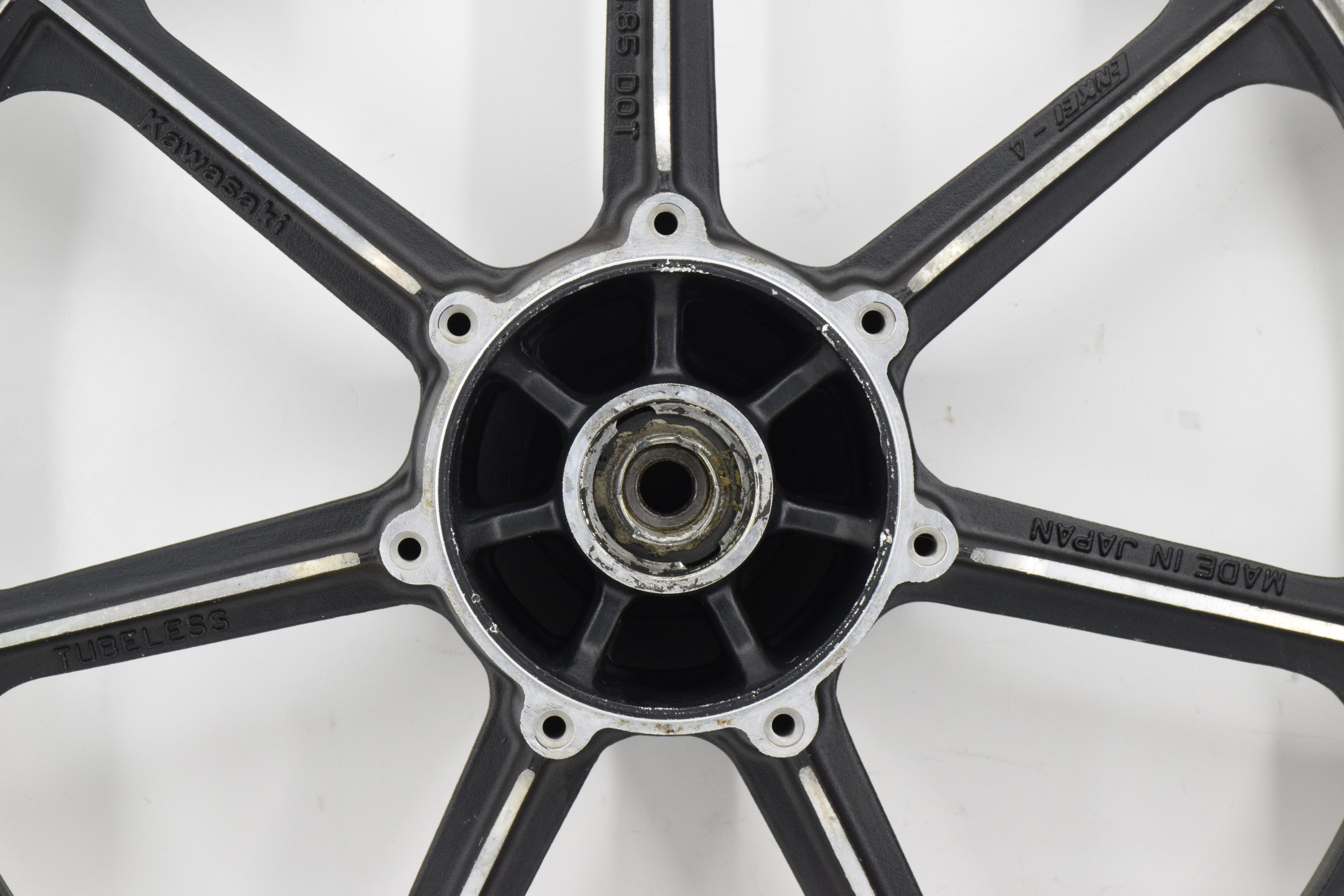 kawasaki cerchio anteriore originale kawasaki gpz 550 81 - foto 3