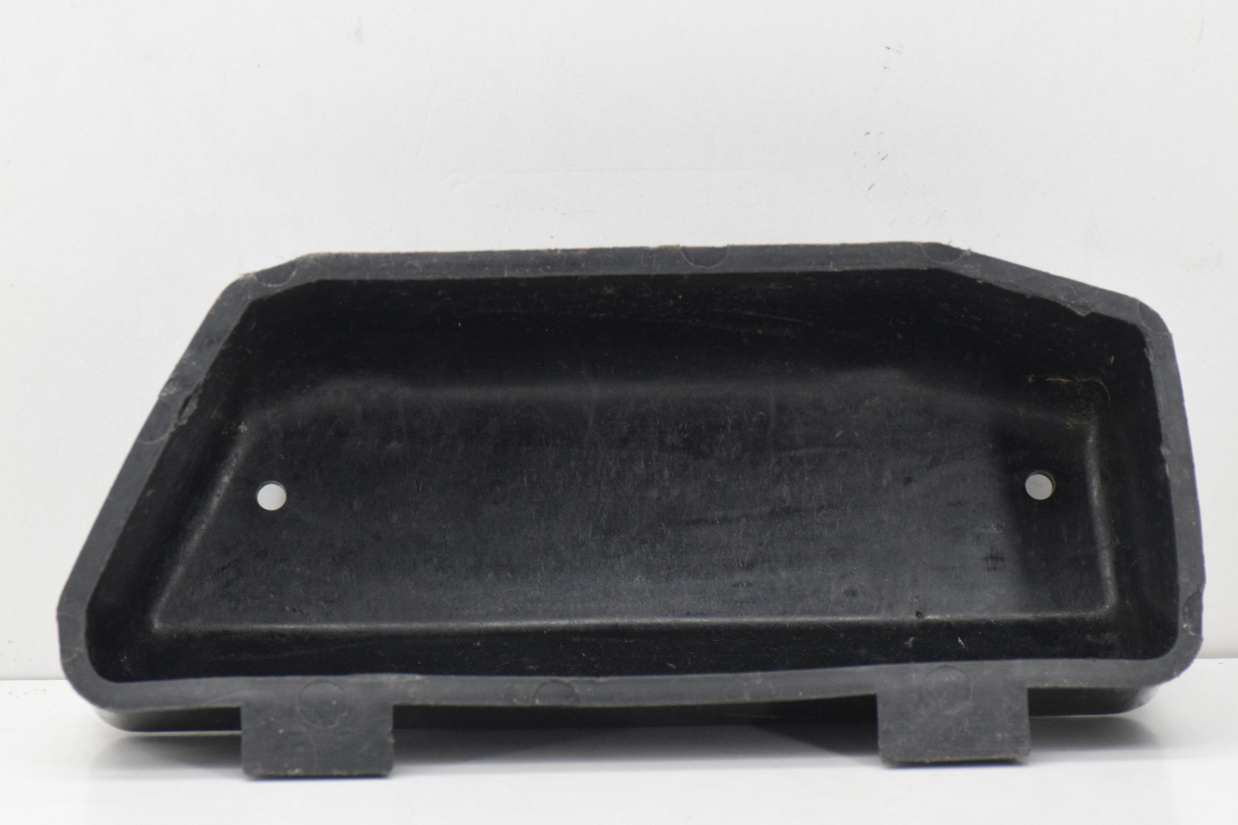 kawasaki porta chiavi sottosella originale kawasaki gpz 550 81 32098-1005 - foto 3