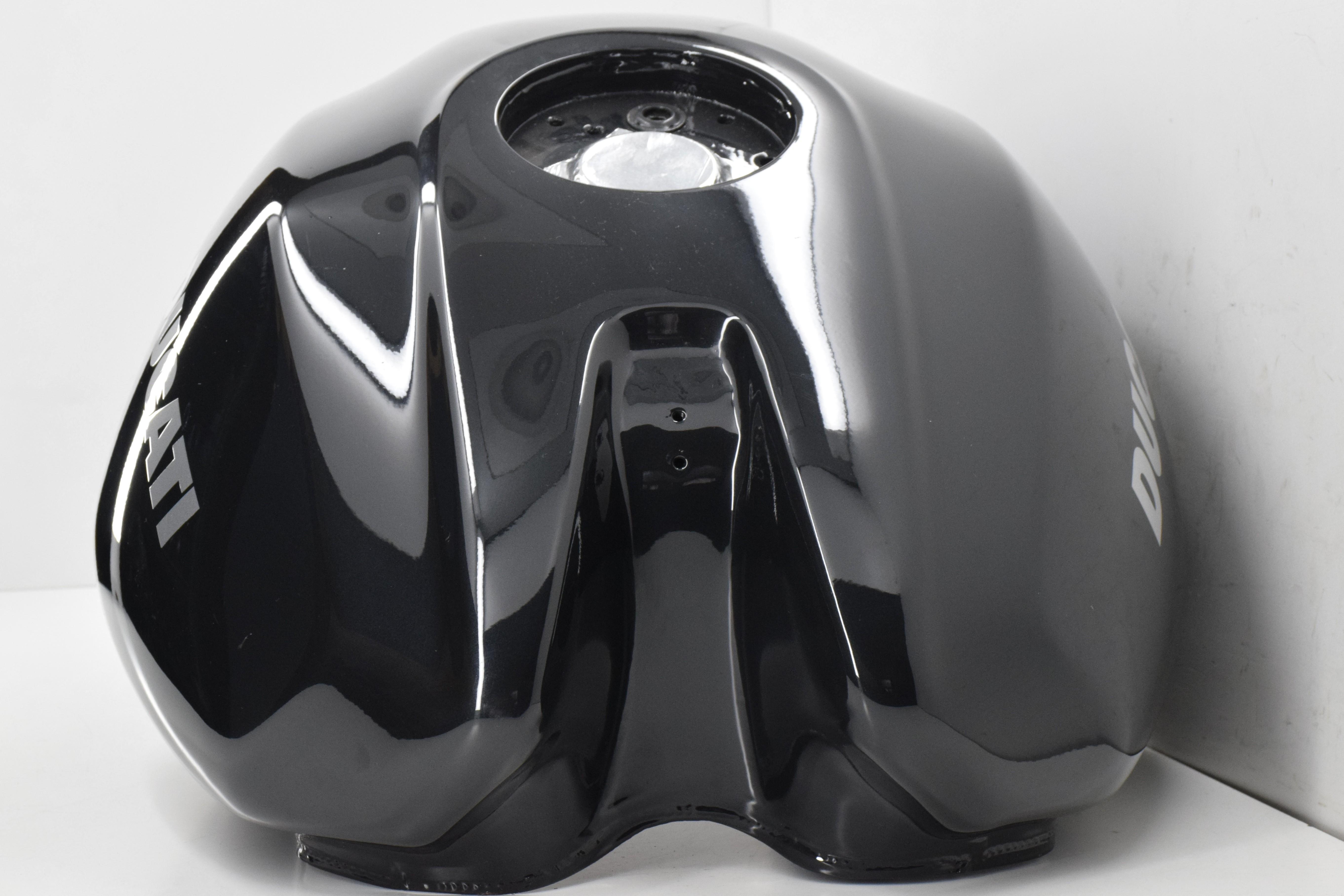 ducati serbatoio nero lucido originale ducati monster 400 600 750 58610332ab - foto 4