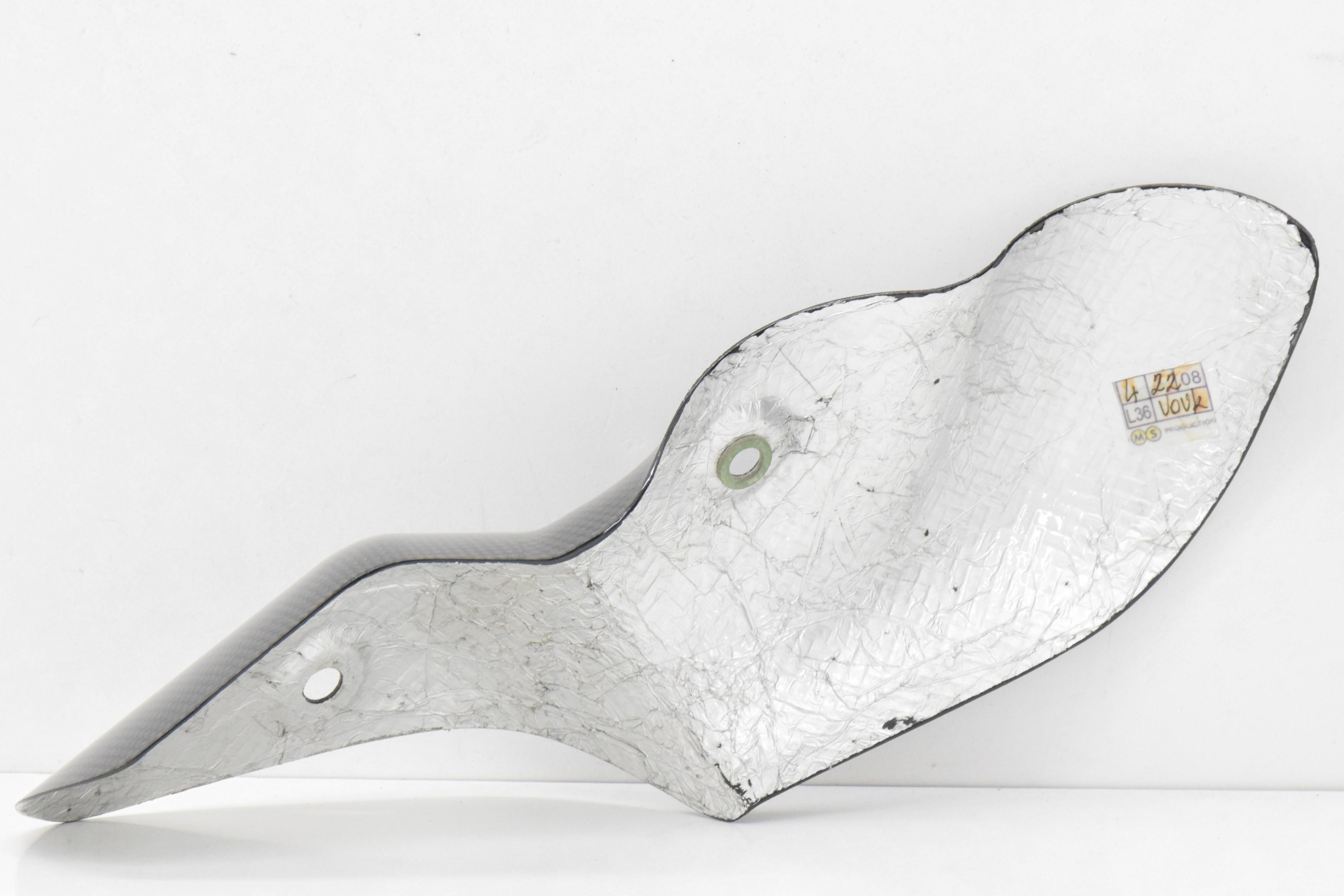 ducati paracalore termico laterale carbonio  ducati desmosedici rr 08 46013201a - foto 3