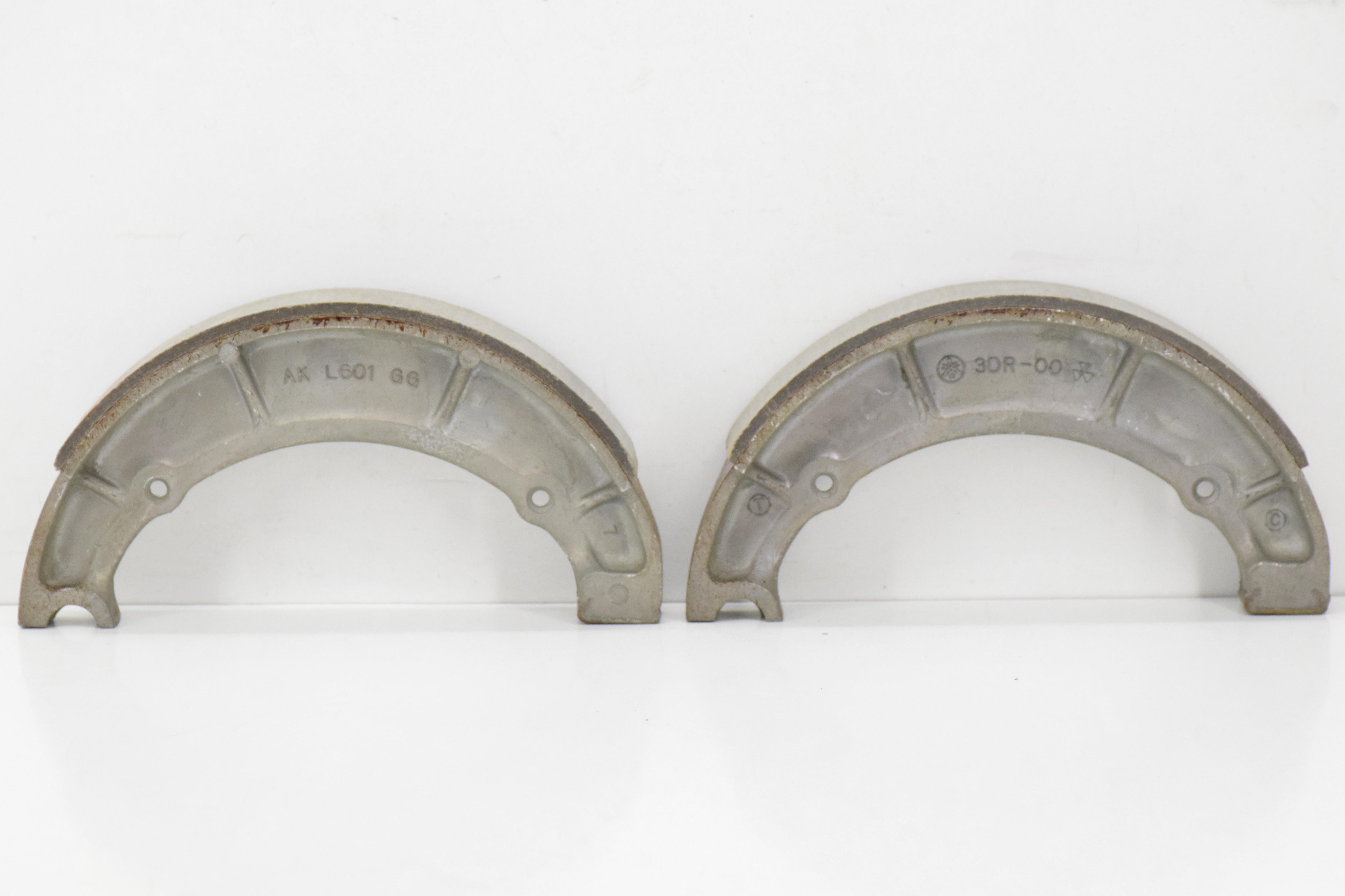 yamaha ganasce posteriori originali yamaha dragstar xv 1100 650 3drw25360000 - foto 1